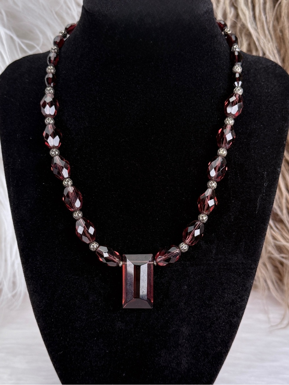Vintage Garnet Red Faceted Statement Pendant Necklace Silver Tone